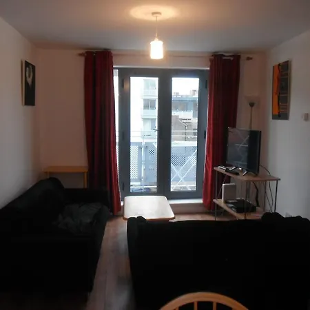 Rosalind Apartment *